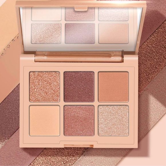 Essence - NWT ‘Nothing Compares To Nude’ Six-Pan Eyeshadow Palette - Picture 2 of 3